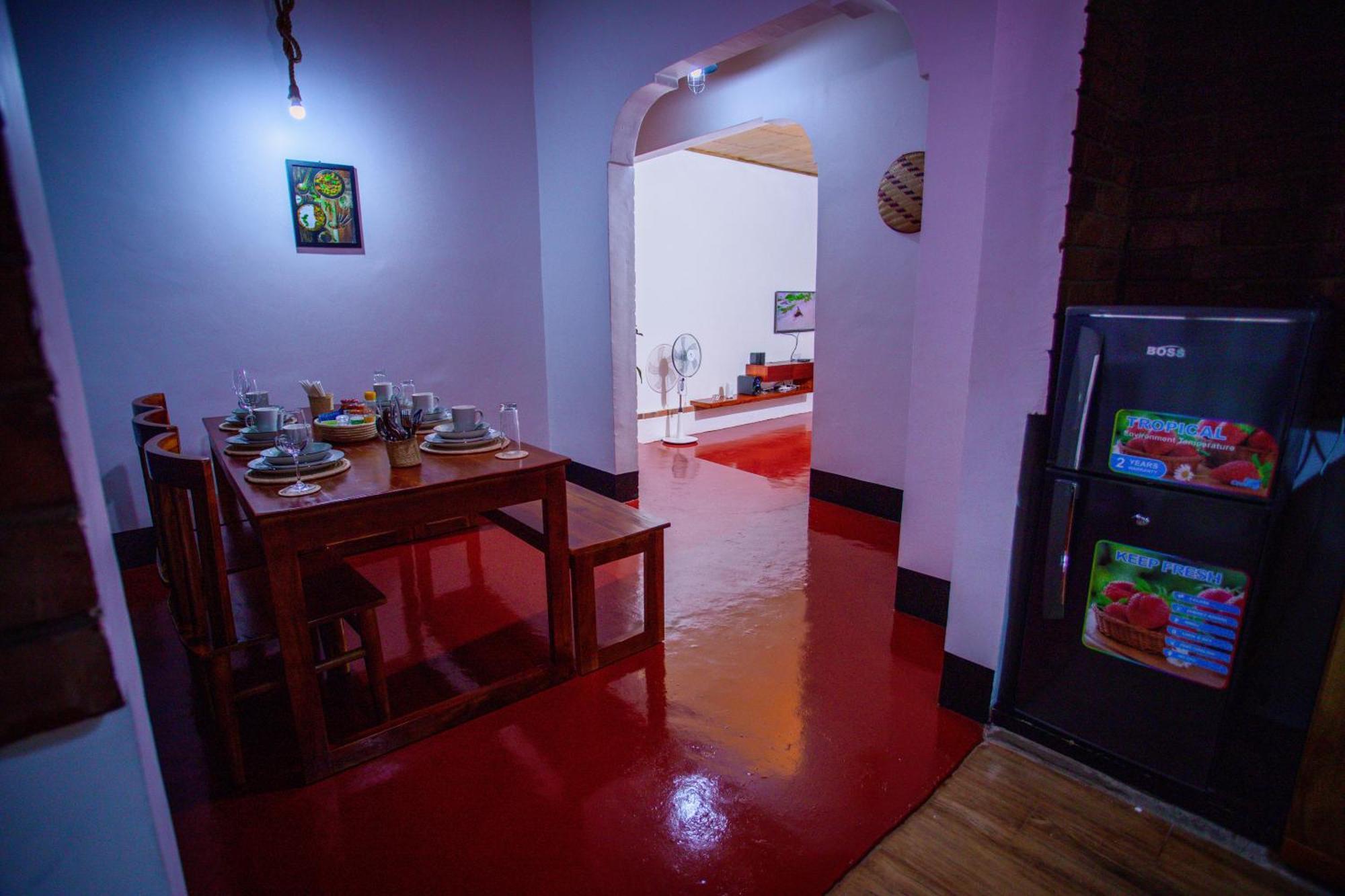 Royal Homestay Моши Екстериор снимка