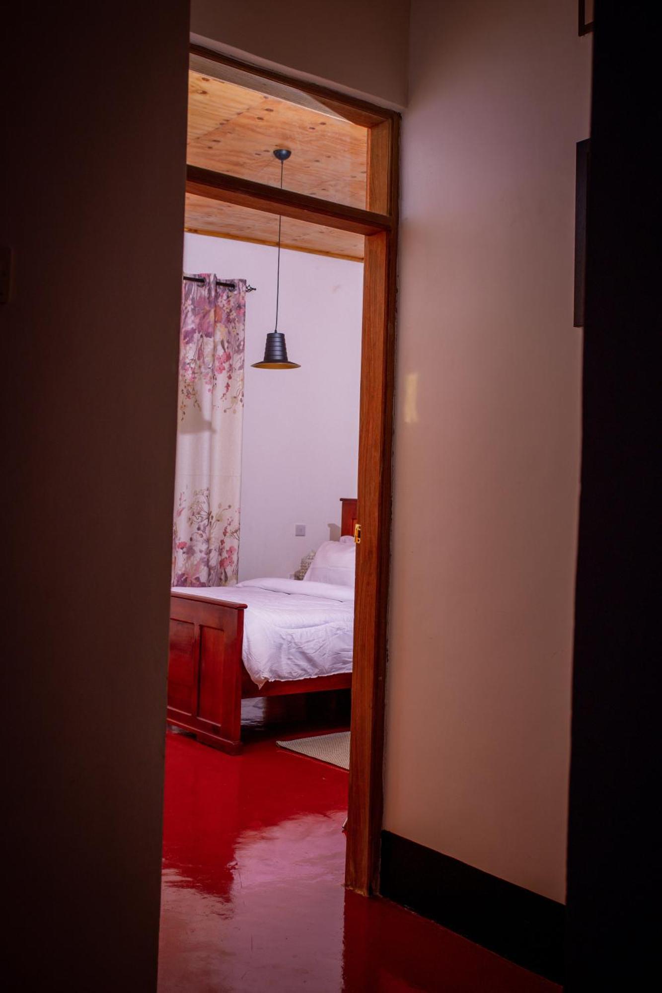 Royal Homestay Моши Екстериор снимка