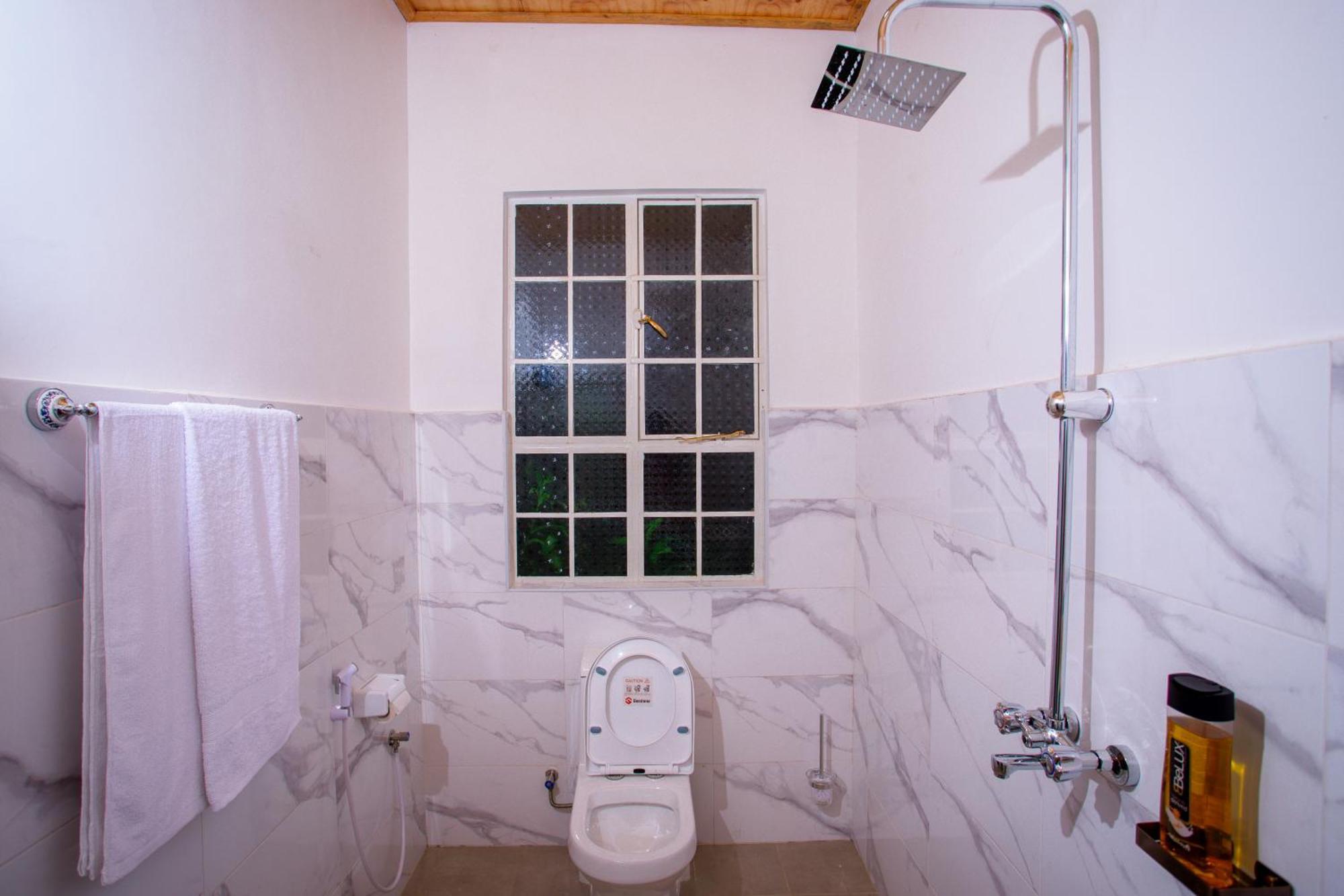 Royal Homestay Моши Екстериор снимка