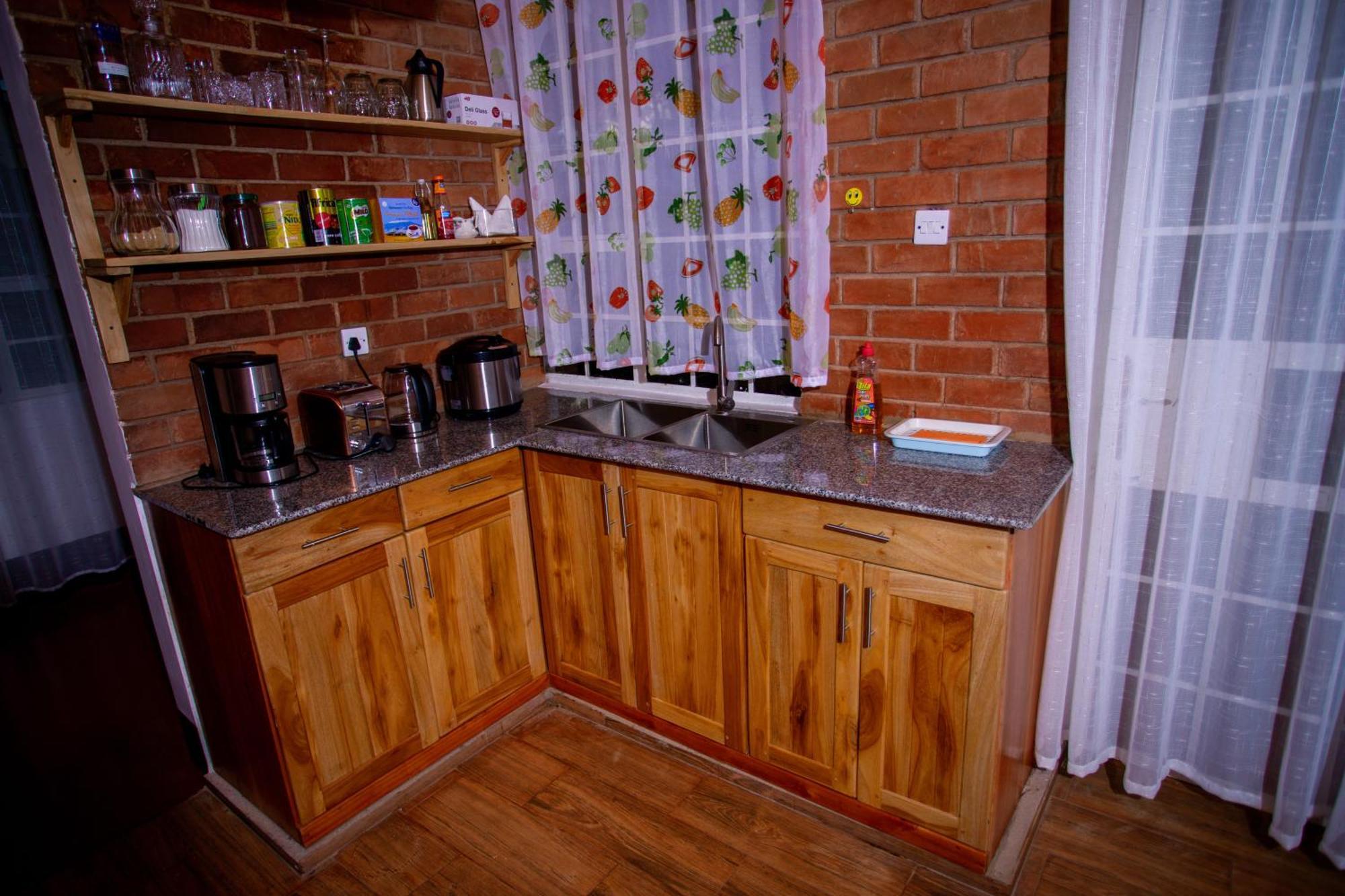Royal Homestay Моши Екстериор снимка