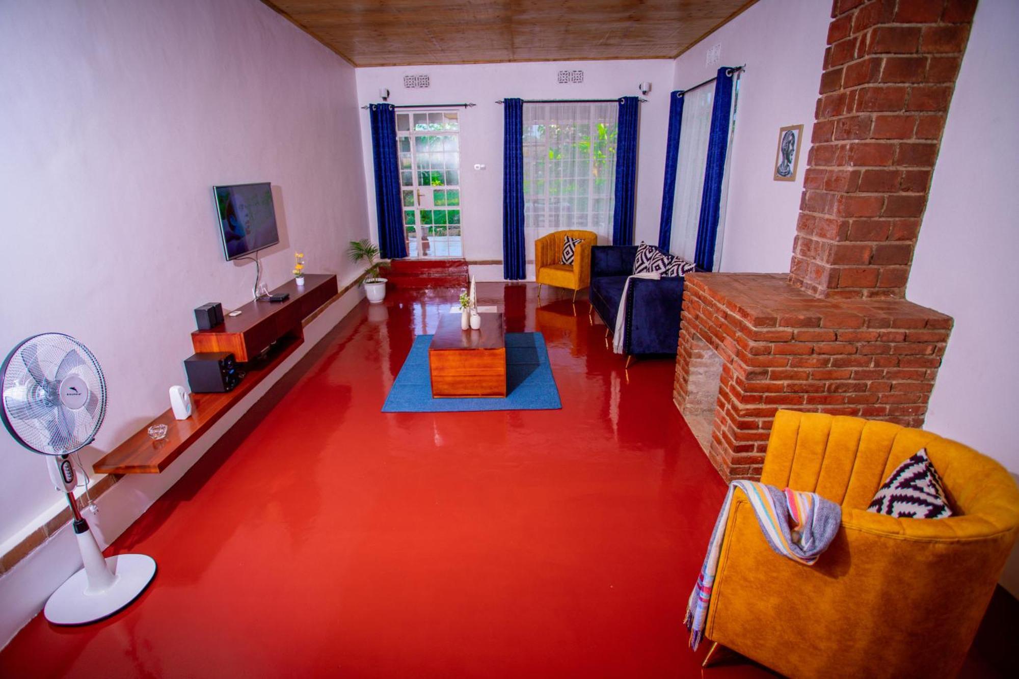 Royal Homestay Моши Екстериор снимка