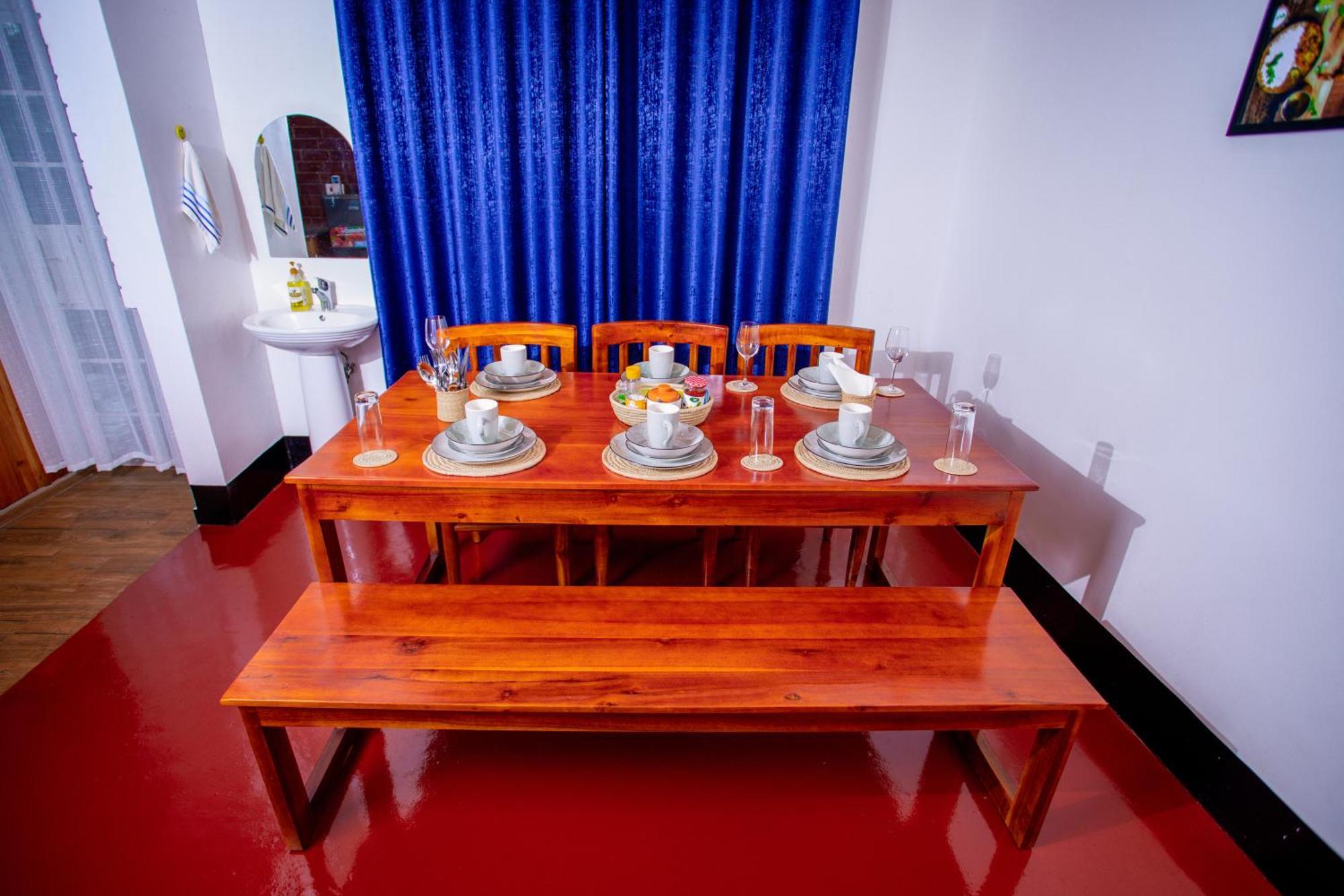 Royal Homestay Моши Екстериор снимка